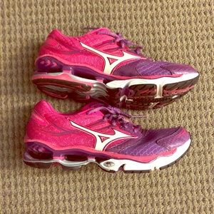 Pink and Purple Mizuno Tennis shoes
